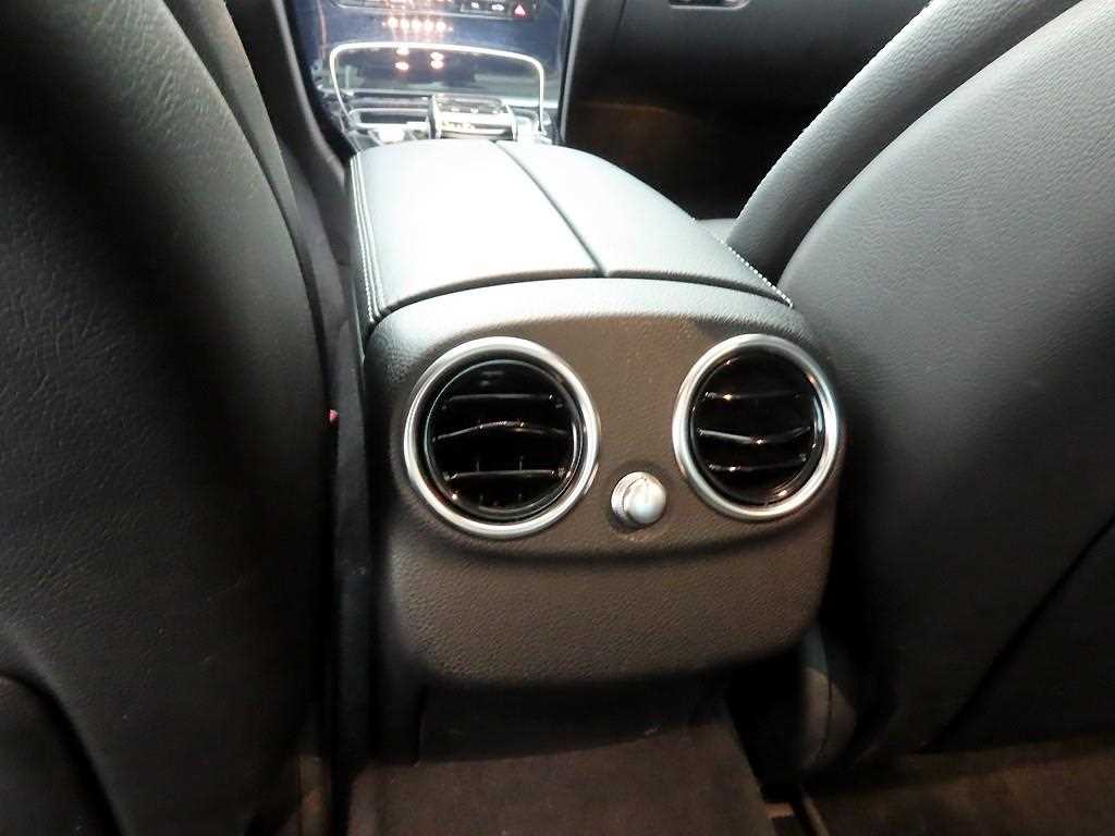 Mercedes Benz C Class 2015 Blanco - Importación desde Corea - HF Imports Iquique - Foto 16