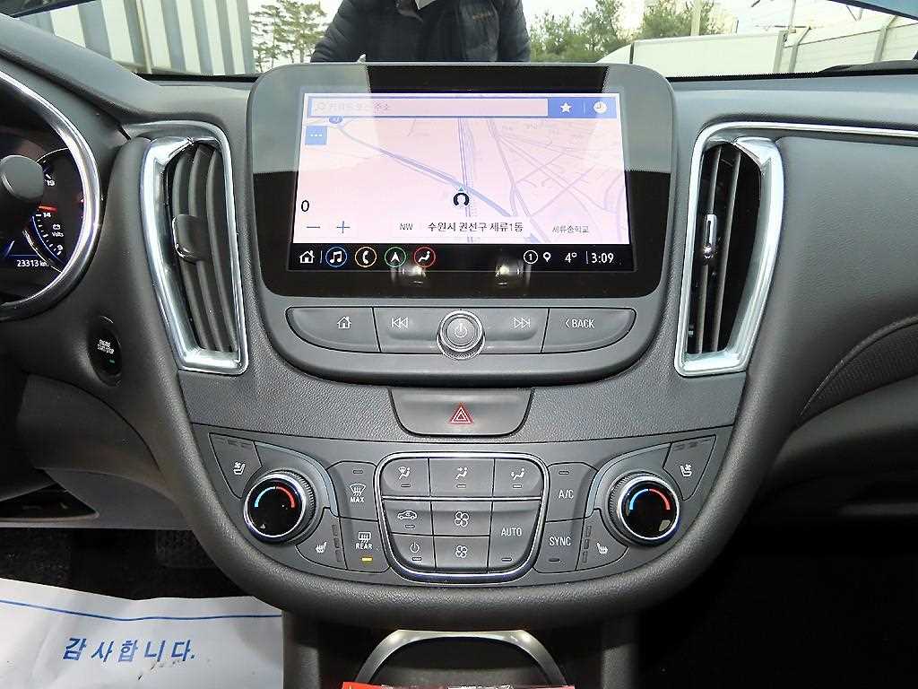 Chevrolet Malibu 2021 Negro - Importación desde Corea - HF Imports Iquique - Foto 13