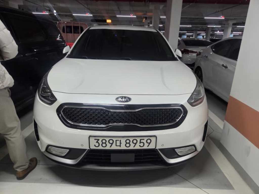 KIA Niro 2018 Blanco - Importación desde Corea - HF Imports Iquique - Foto 1