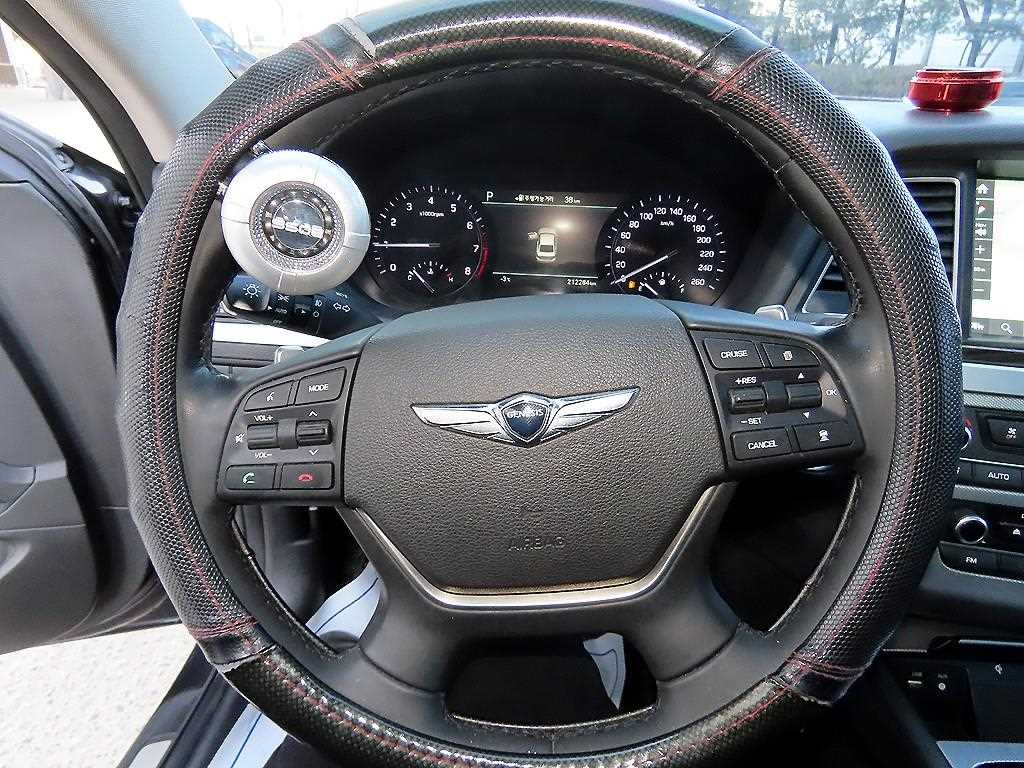 Genesis G80 - Vista 8