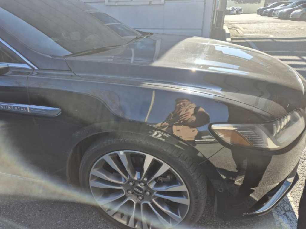 Lincoln Continental - Vista 2