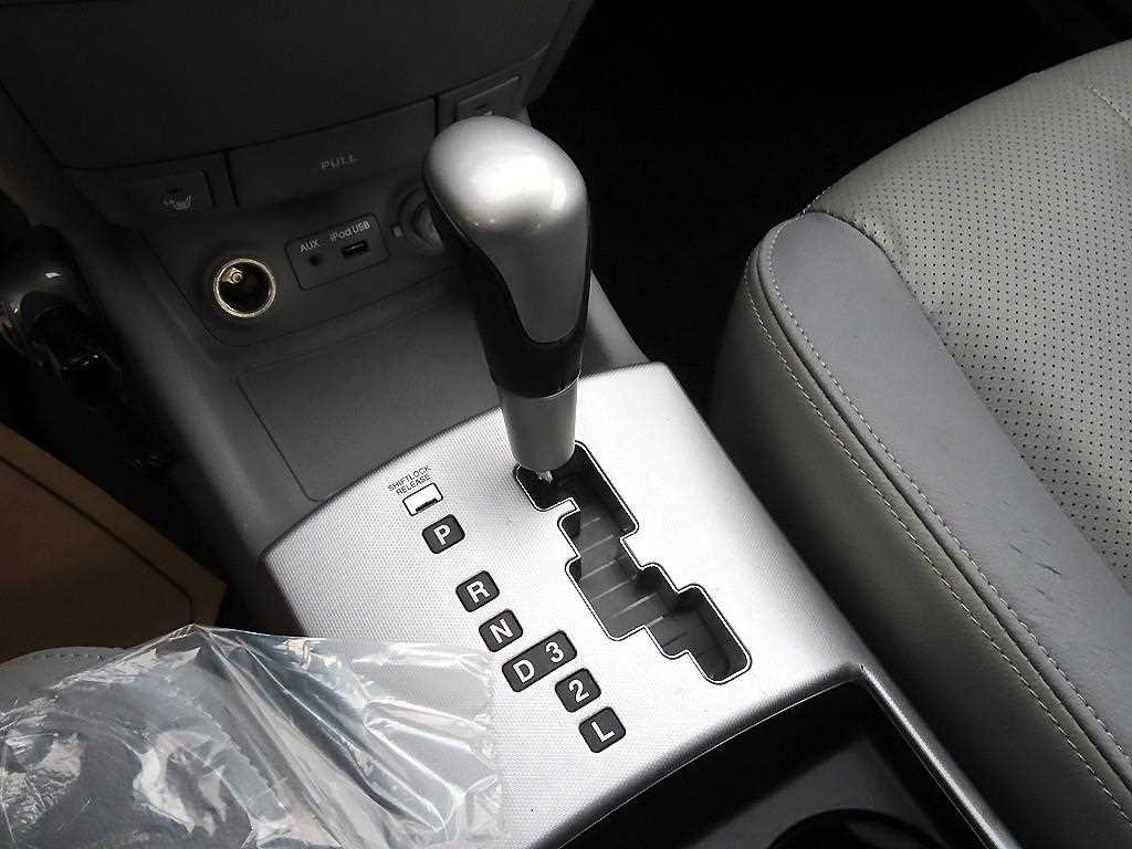 HYUNDAI Avante - Vista 10