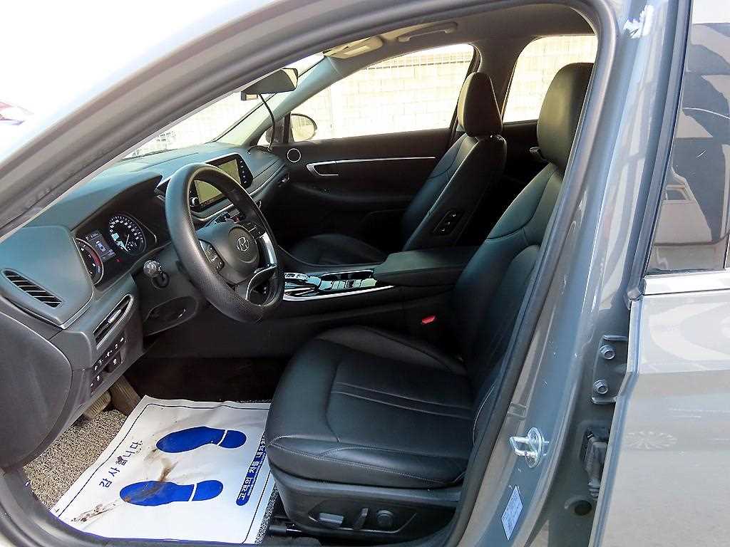 HYUNDAI Sonata - Vista 5