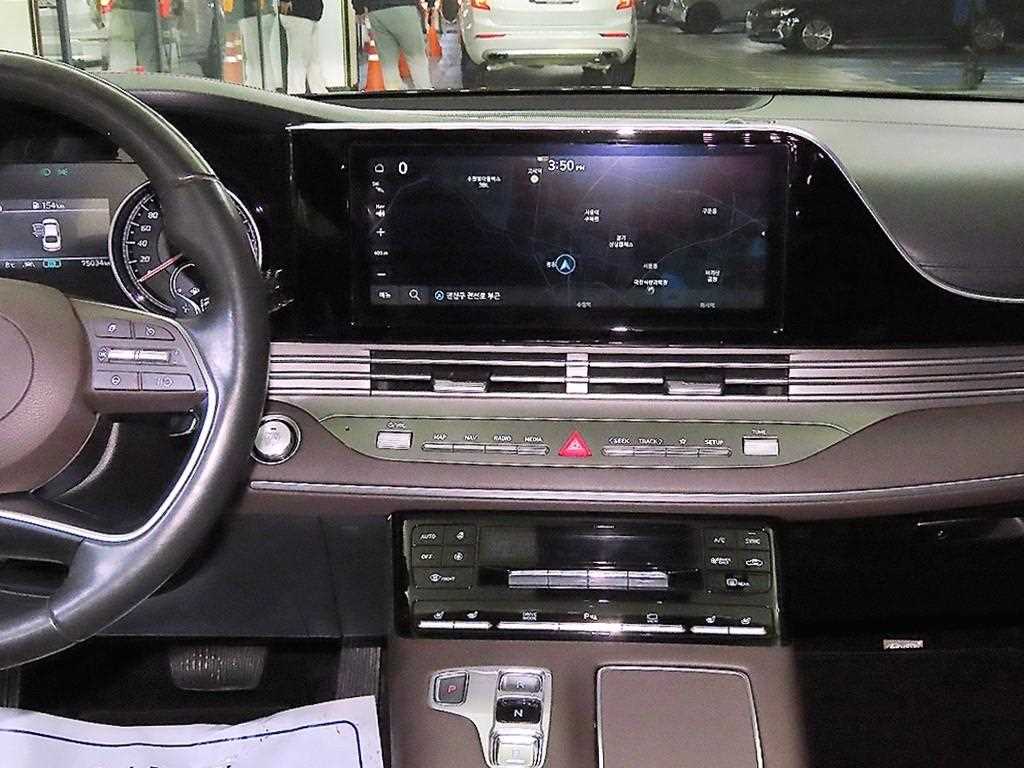 HYUNDAI Grandeur - Vista 11
