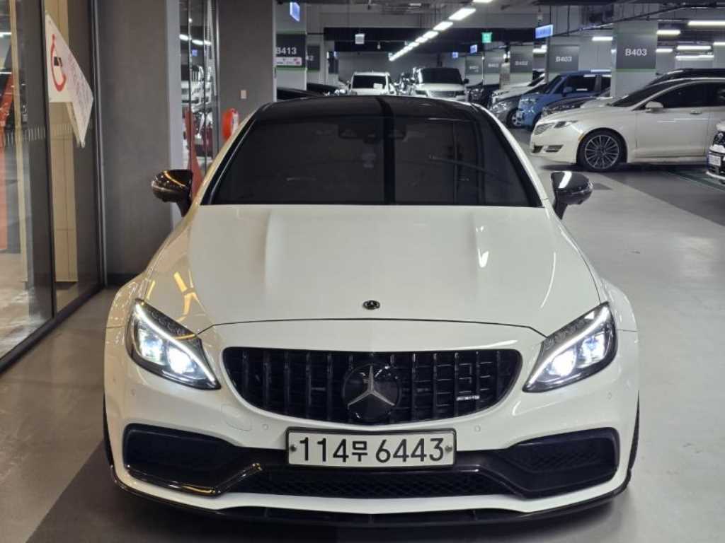 Mercedes Benz C Class 2018 - Importación desde Corea - HF Imports Iquique - Foto 1