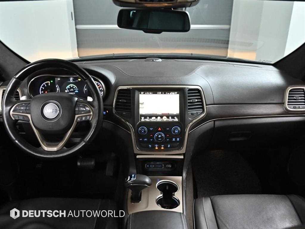 Jeep Cherokee - Vista 7