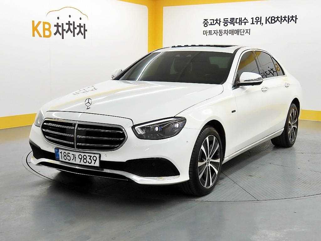 Mercedes Benz E class - Vista 2