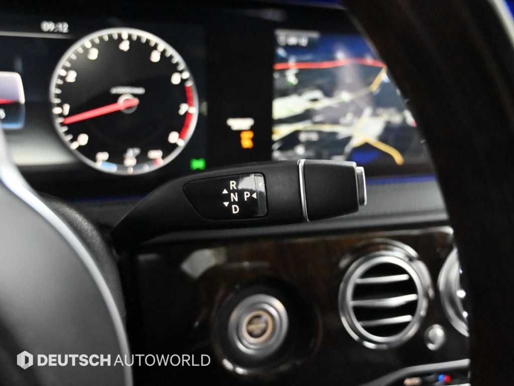 Mercedes Benz S Class - Vista 9