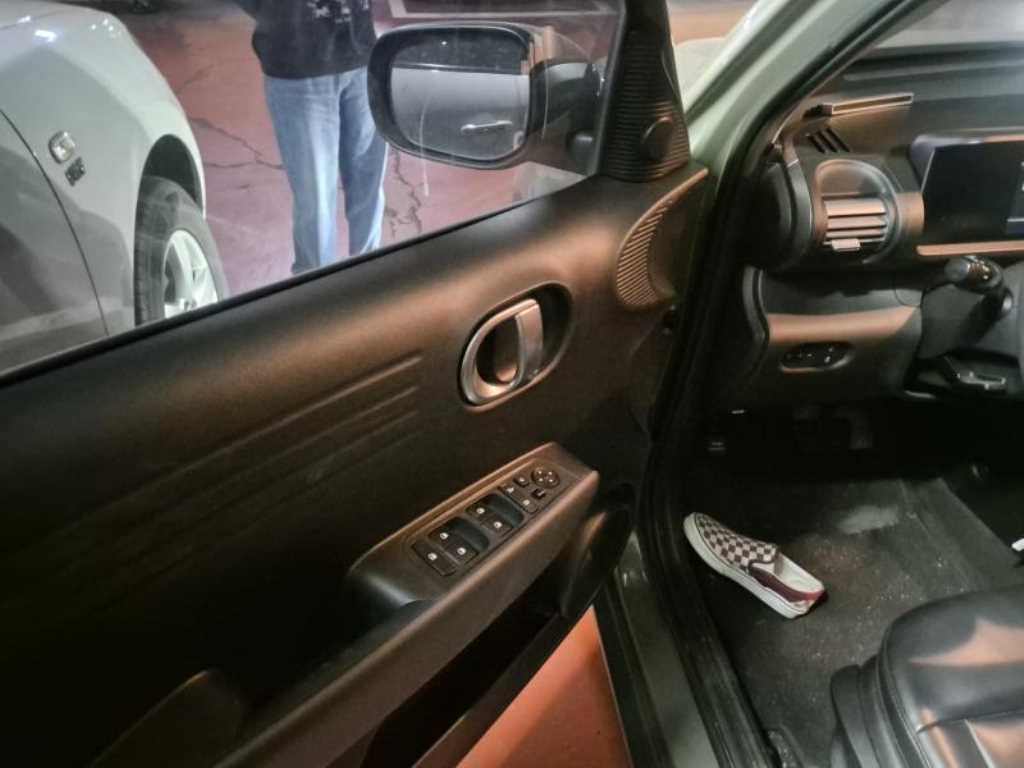 HYUNDAI Casper - Vista 5