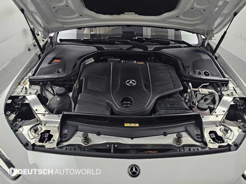 Mercedes Benz CLS Class - Vista 6