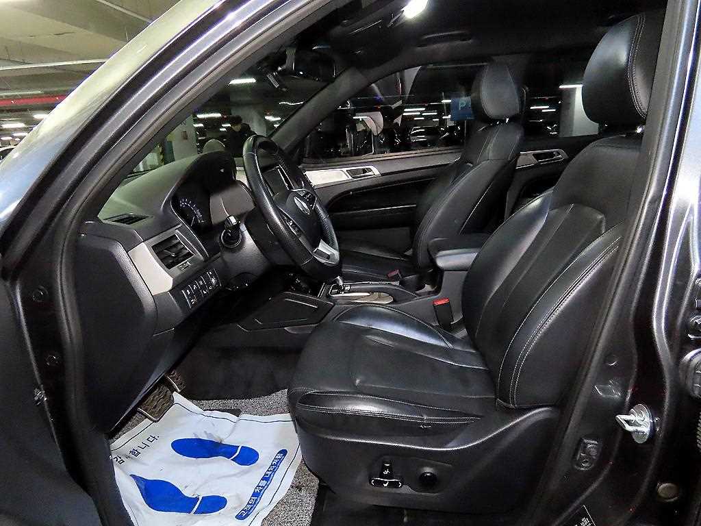 Ssangyong Rexton - Vista 6