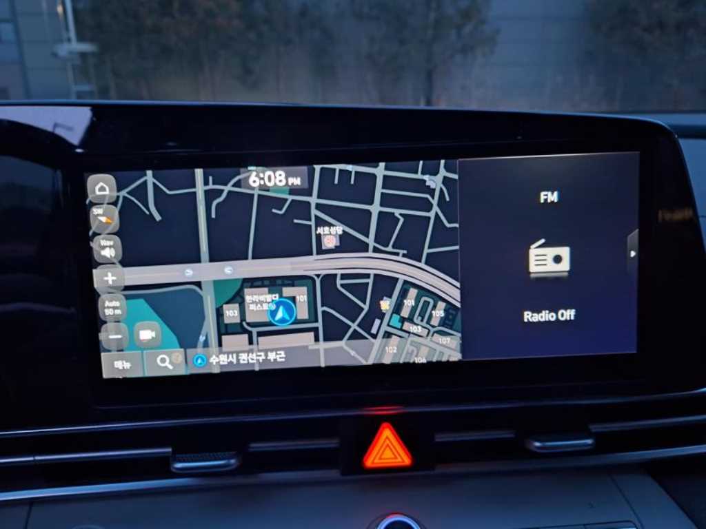 HYUNDAI Avante - Vista 10