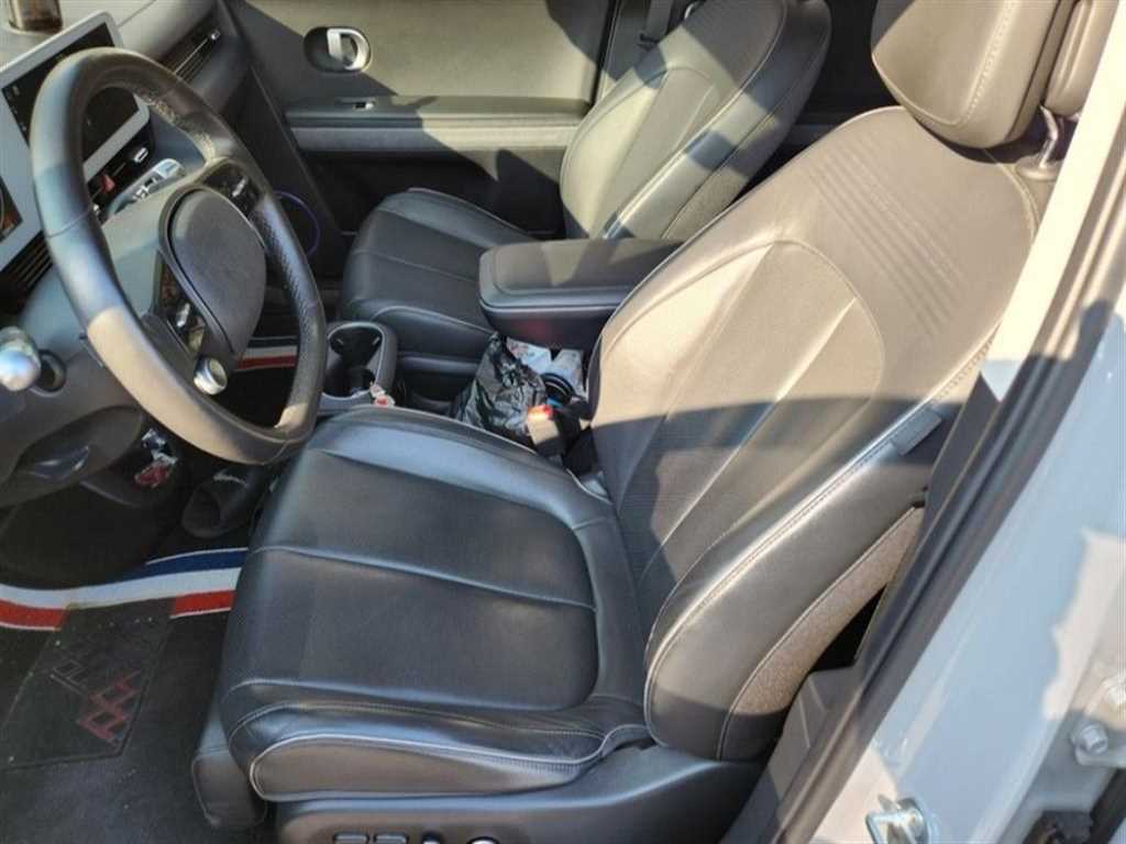 HYUNDAI Ioniq 5 - Vista 6