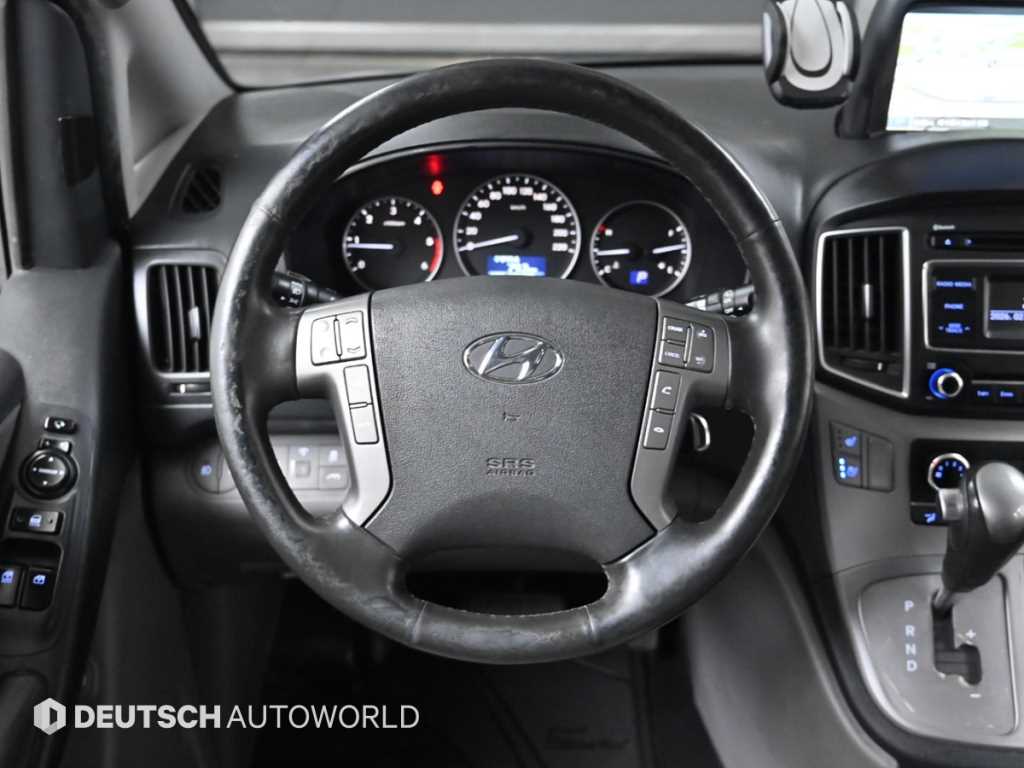 HYUNDAI Starex 2019 Gris - Importación desde Corea - HF Imports Iquique - Foto 13