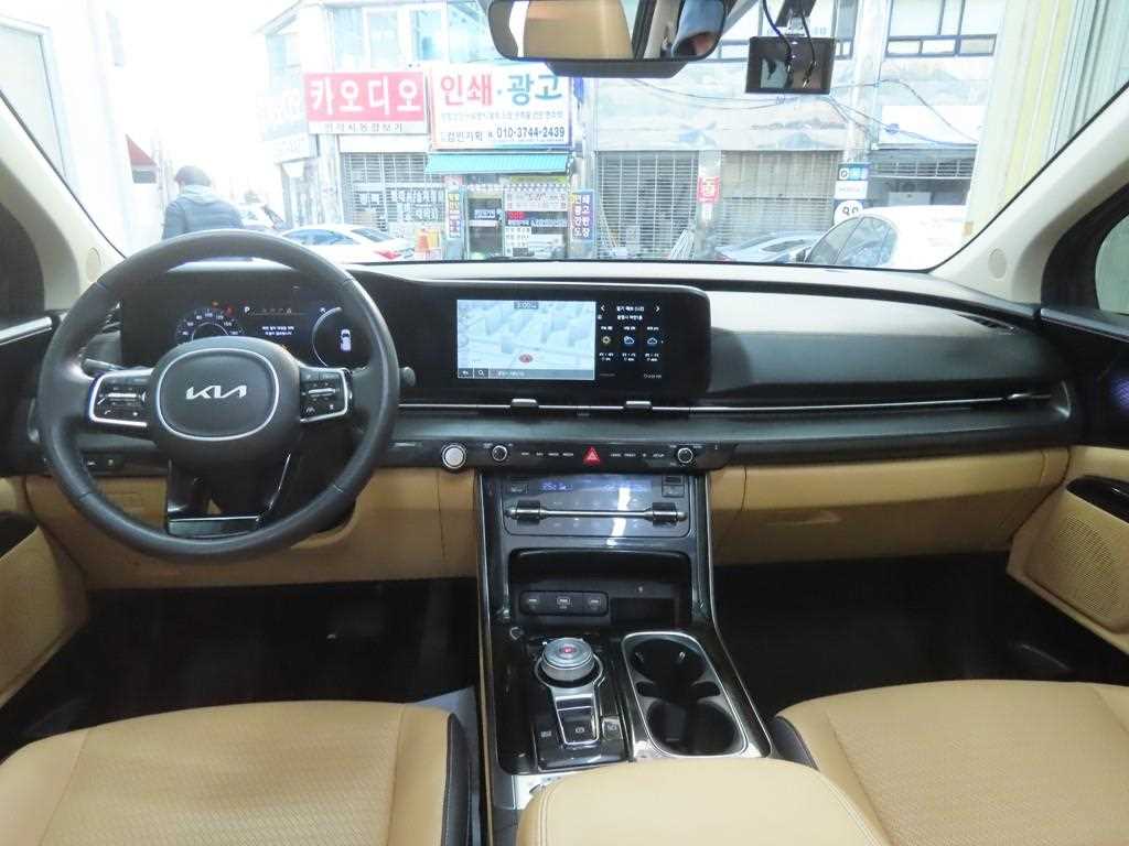 KIA Carnival - Vista 7
