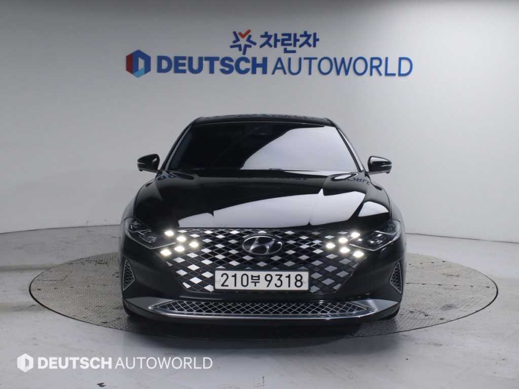 HYUNDAI Grandeur - Vista 3