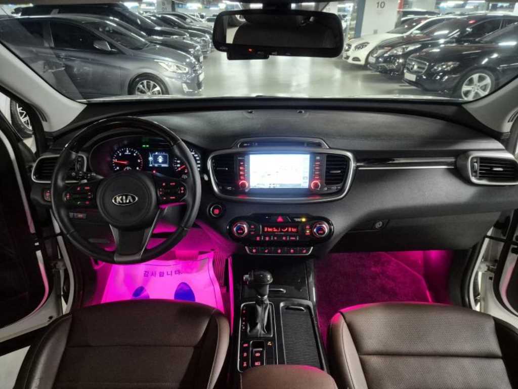 KIA Sorento - Vista 5