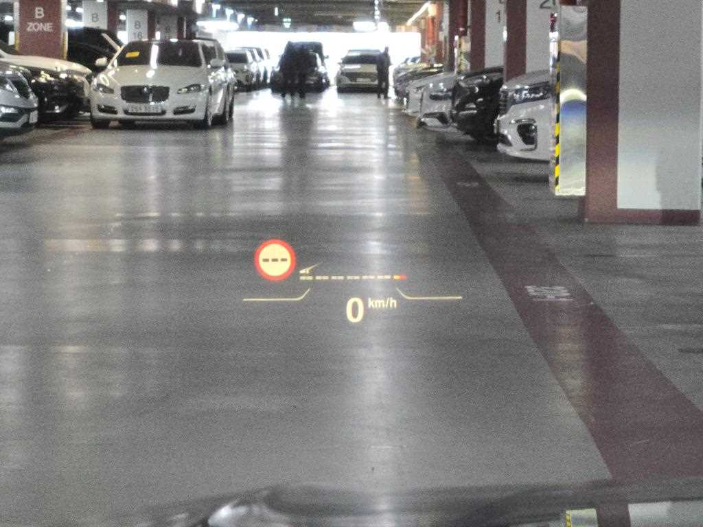 BMW 1 series 2023 Negro - Importación desde Corea - HF Imports Iquique - Foto 16