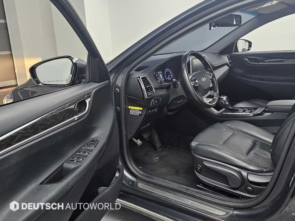 HYUNDAI Grandeur - Vista 11