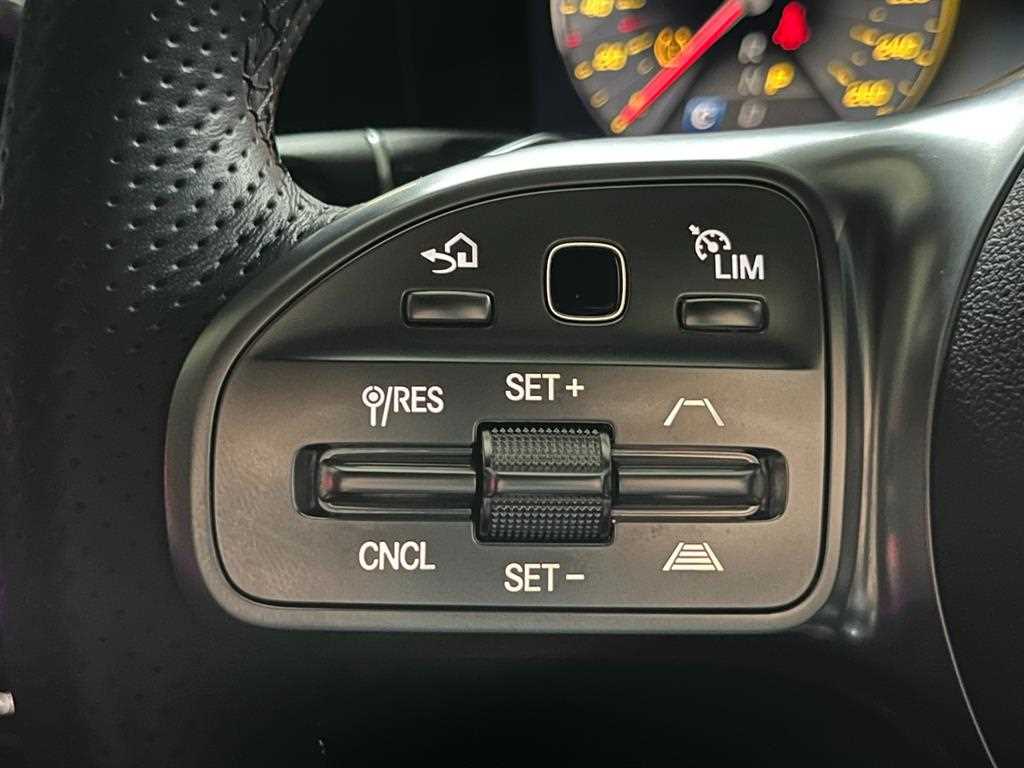 Mercedes Benz E class - Vista 10