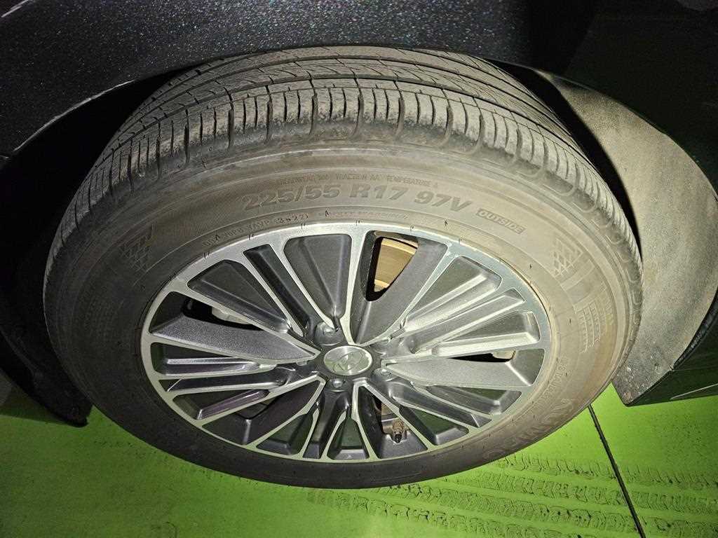 HYUNDAI Grandeur - Vista 5