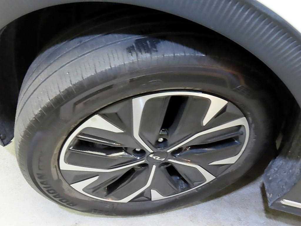 KIA EV6 2022 Blanco - Importación desde Corea - HF Imports Iquique - Foto 20