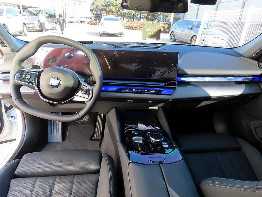 BMW 5 Series - Vista 7