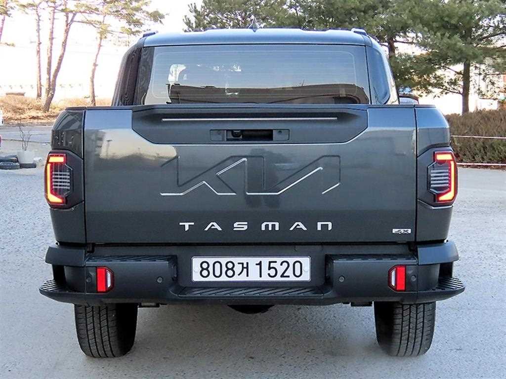 KIA Tasman - Vista 4