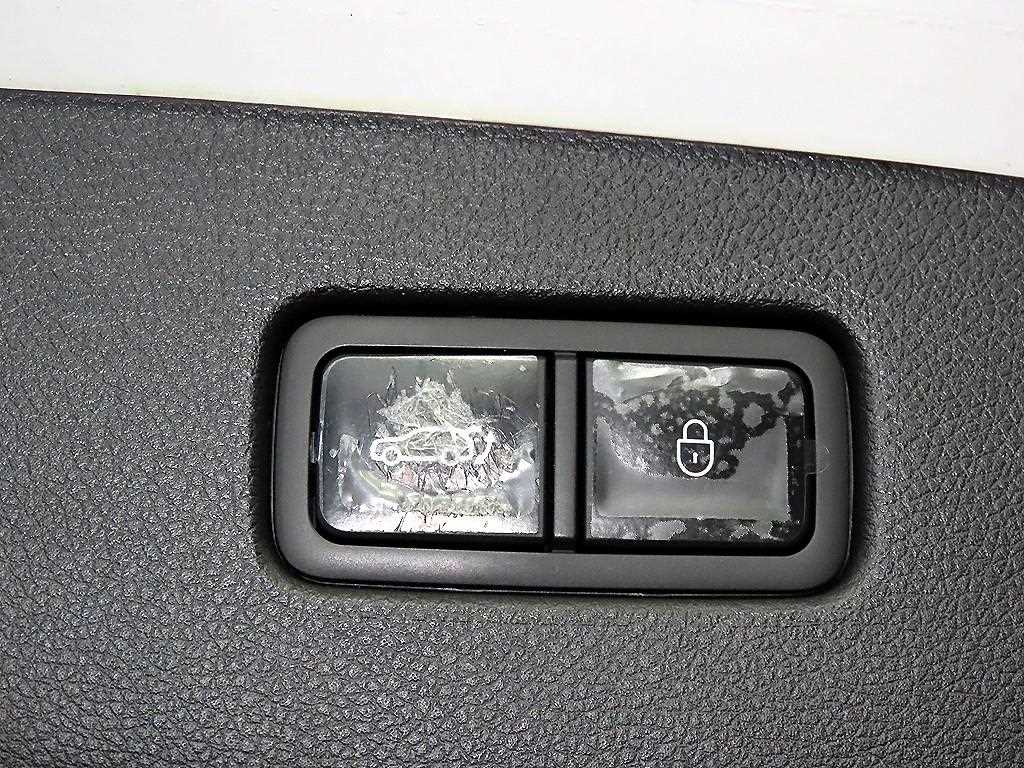 Genesis GV70 2023 Blanco - Importación desde Corea - HF Imports Iquique - Foto 15