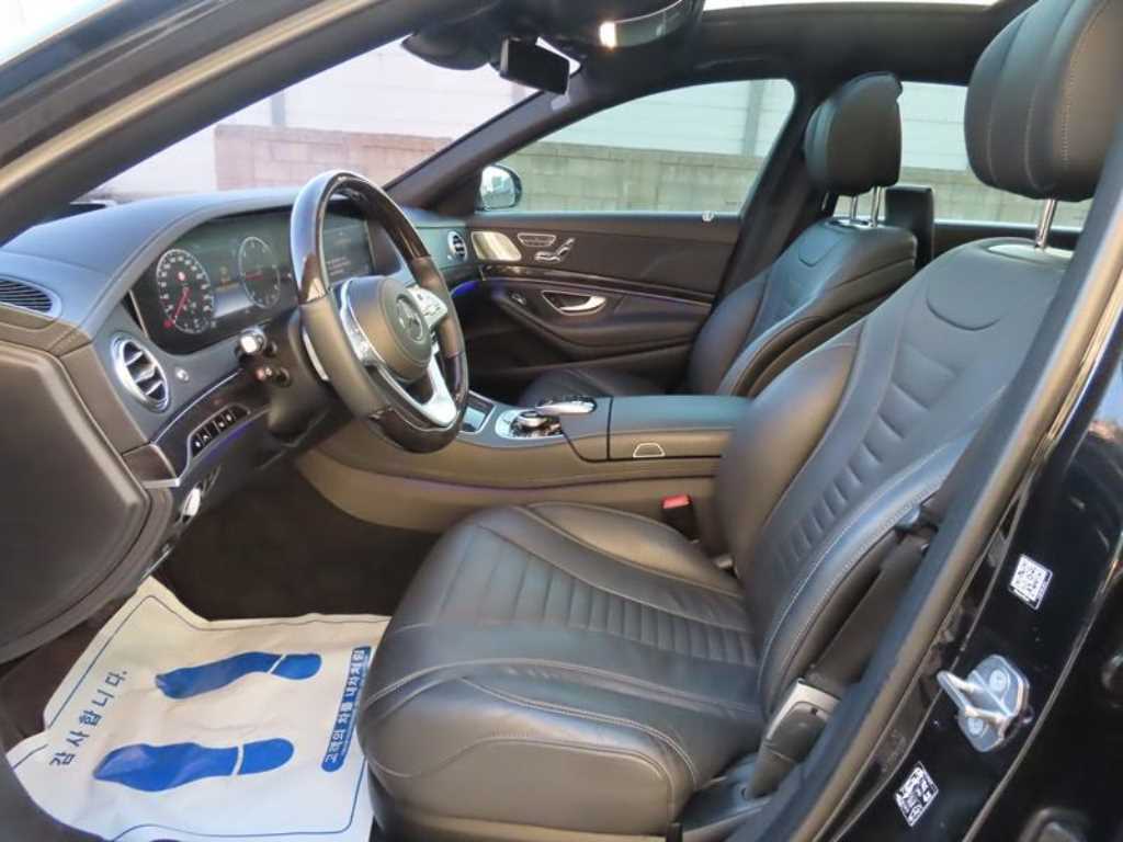 Mercedes Benz S Class - Vista 5