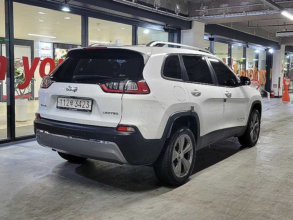 Jeep Cherokee - Vista 4