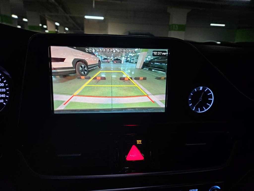 HYUNDAI Grandeur - Vista 12