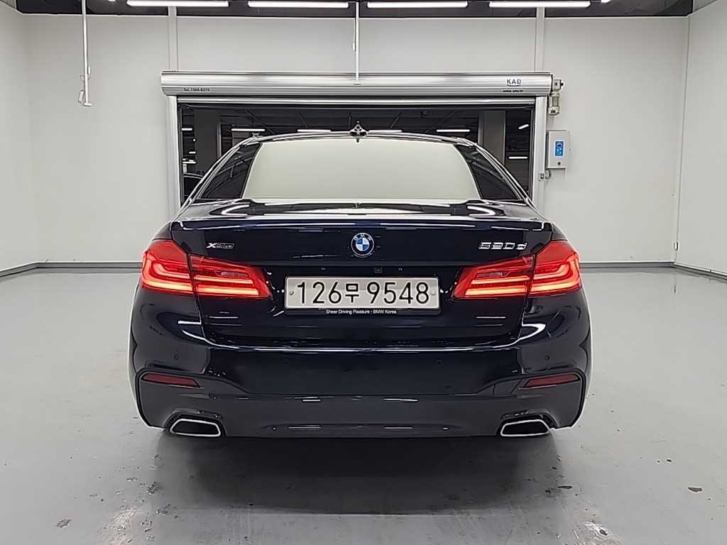 BMW 5 Series - Vista 3