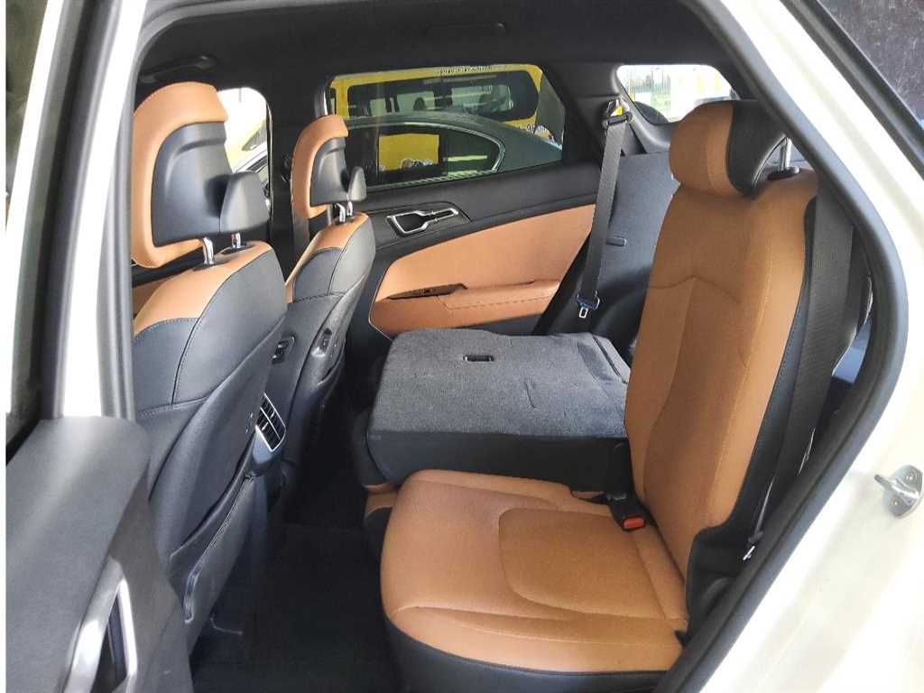 KIA Sportage - Vista 5