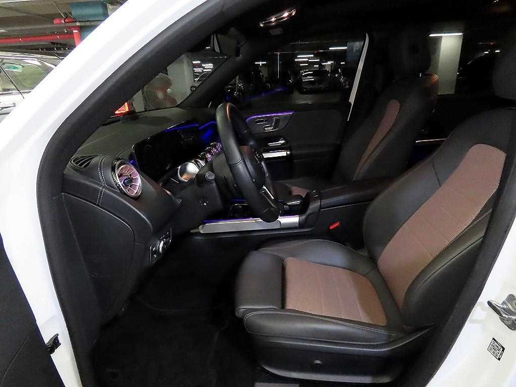 Mercedes Benz EQB - Vista 6