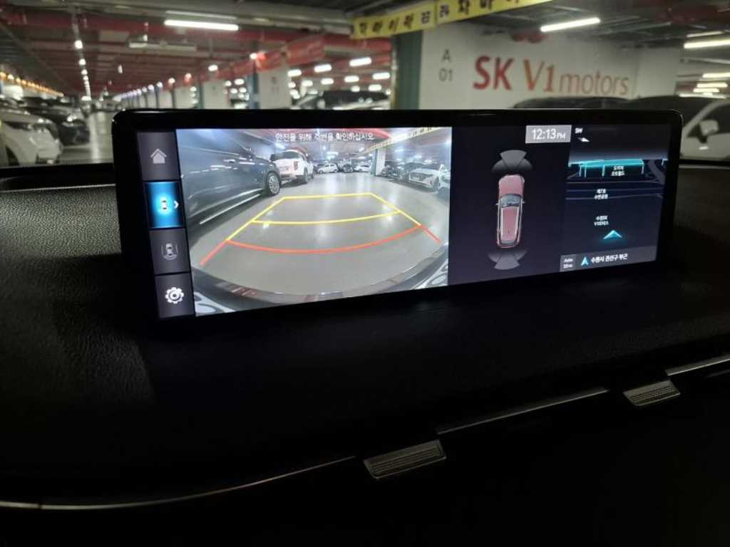 Genesis GV70 - Vista 9