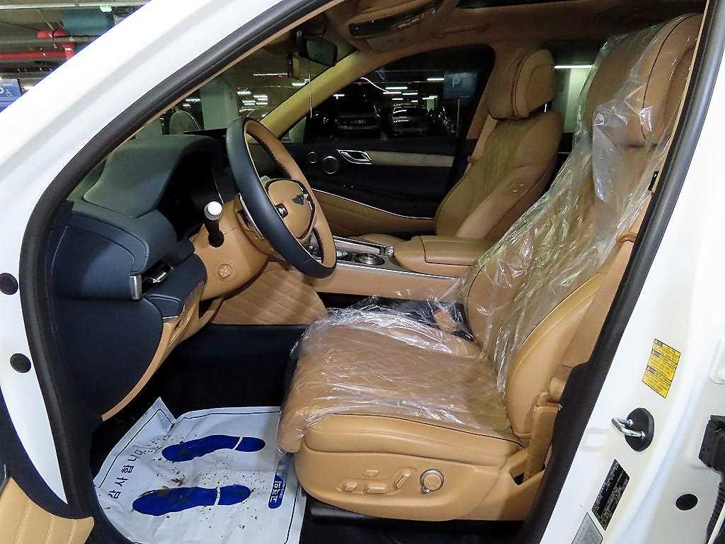 Genesis GV80 - Vista 6