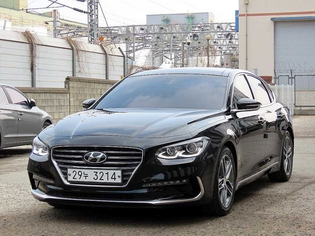 HYUNDAI Grandeur - Vista 2
