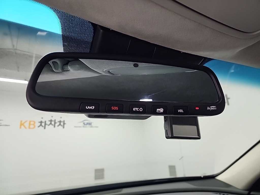 KIA K7 2021 Negro - Importación desde Corea - HF Imports Iquique - Foto 18