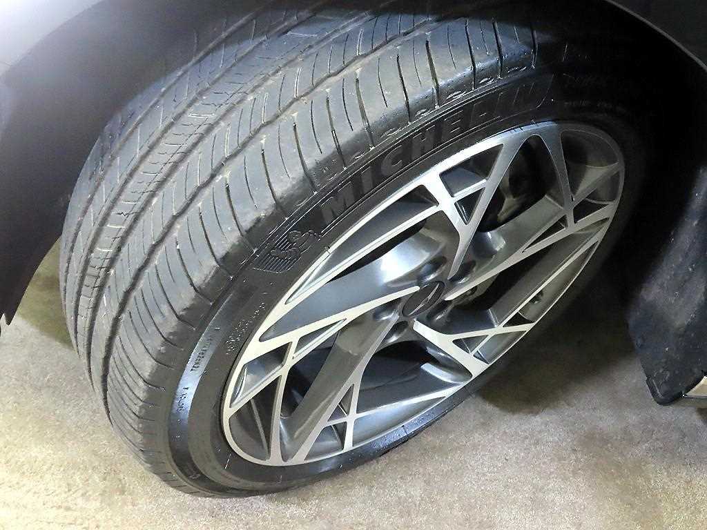 Genesis G90 2022 Negro - Importación desde Corea - HF Imports Iquique - Foto 20