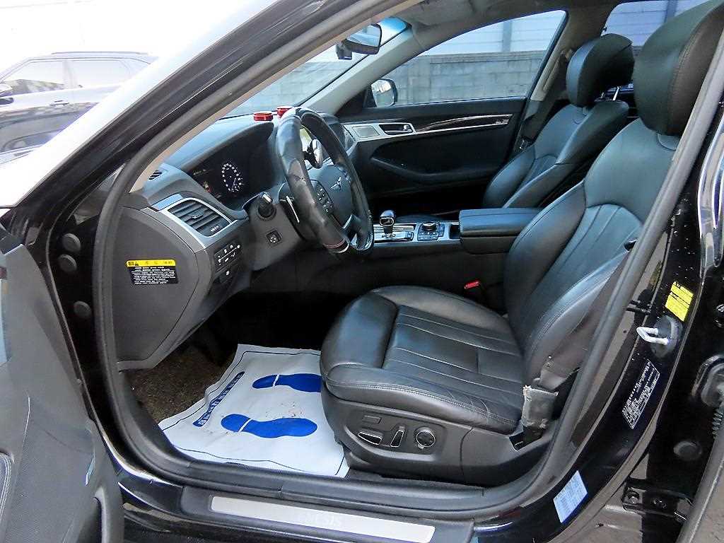 Genesis G80 - Vista 5