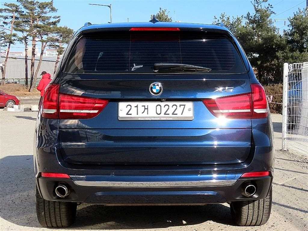 BMW X5 - Vista 4