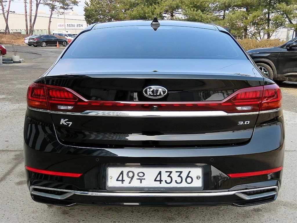 KIA K7 - Vista 4