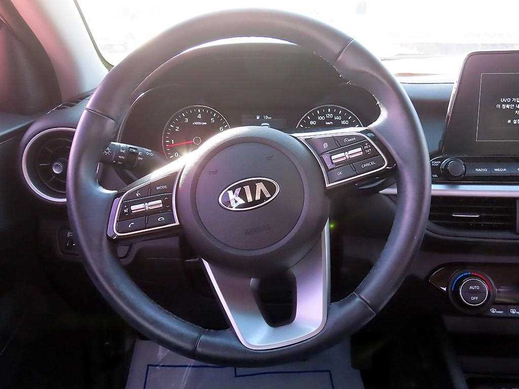 KIA K3 - Vista 7