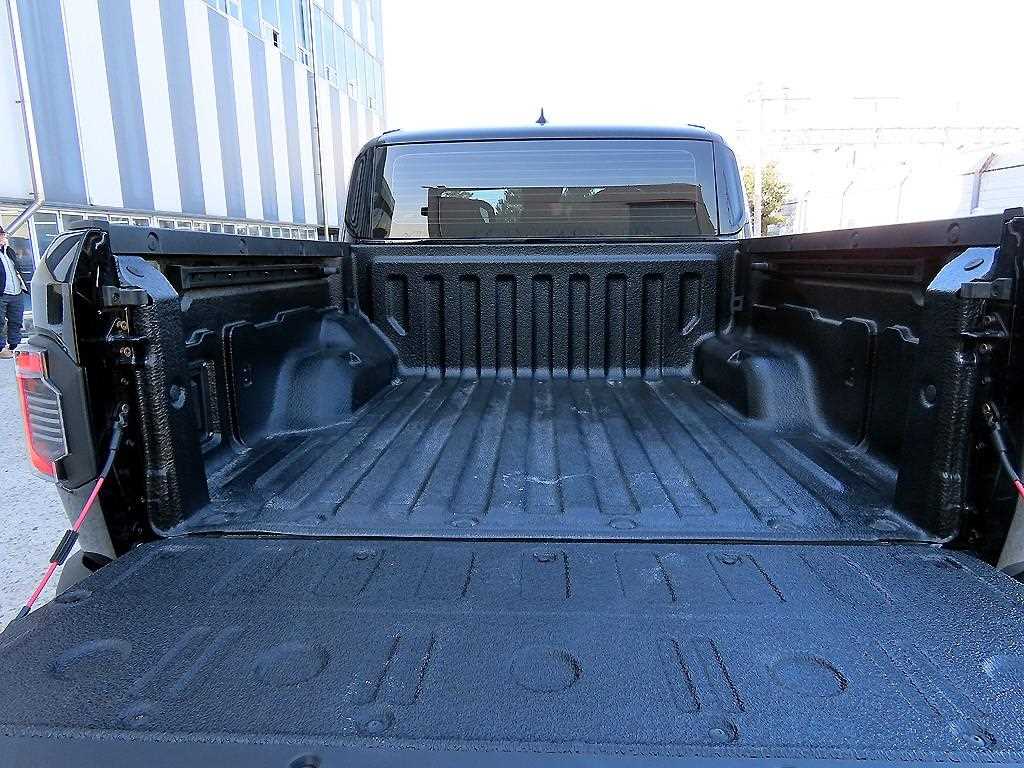 KIA Tasman - Vista 5