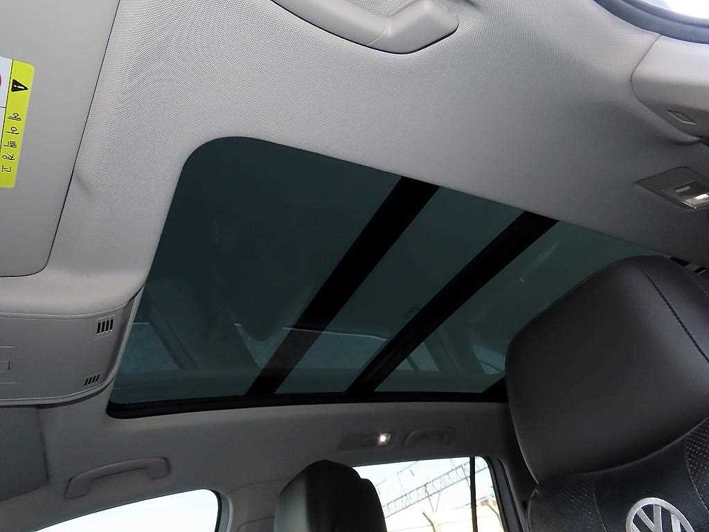 Volkswagen Tiguan 2018 Blanco - Importación desde Corea - HF Imports Iquique - Foto 16