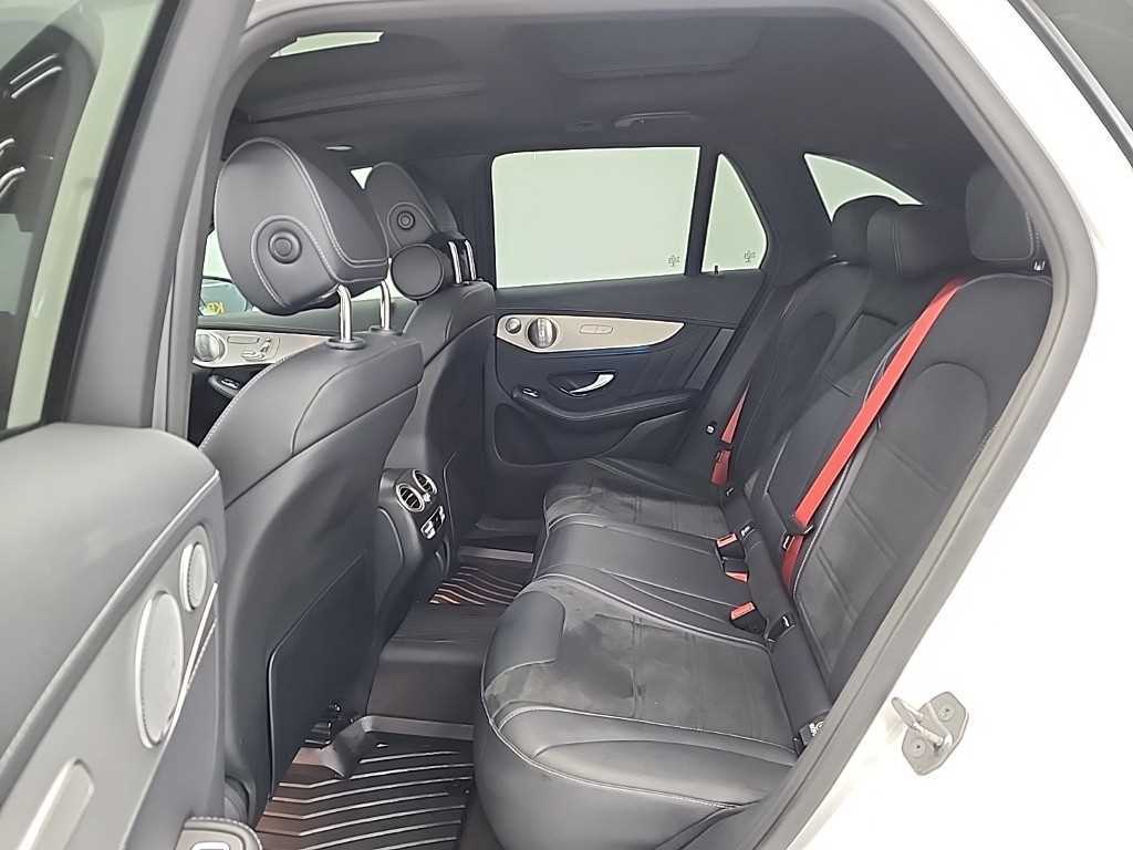 Mercedes Benz GLC Class - Vista 12