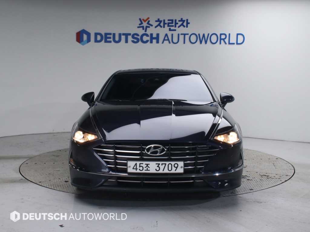 HYUNDAI Sonata - Vista 3