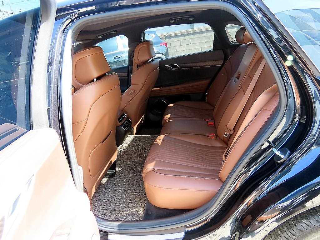 Genesis G80 - Vista 6