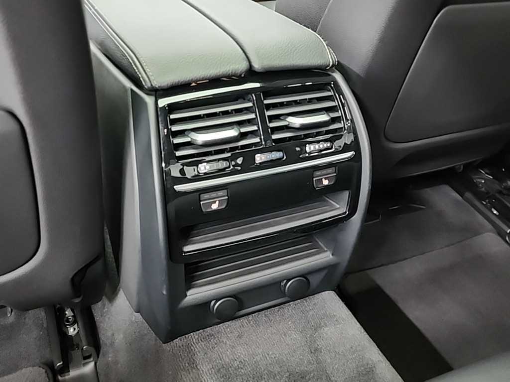 BMW 5 Series 2018 Gris - Importación desde Corea - HF Imports Iquique - Foto 13